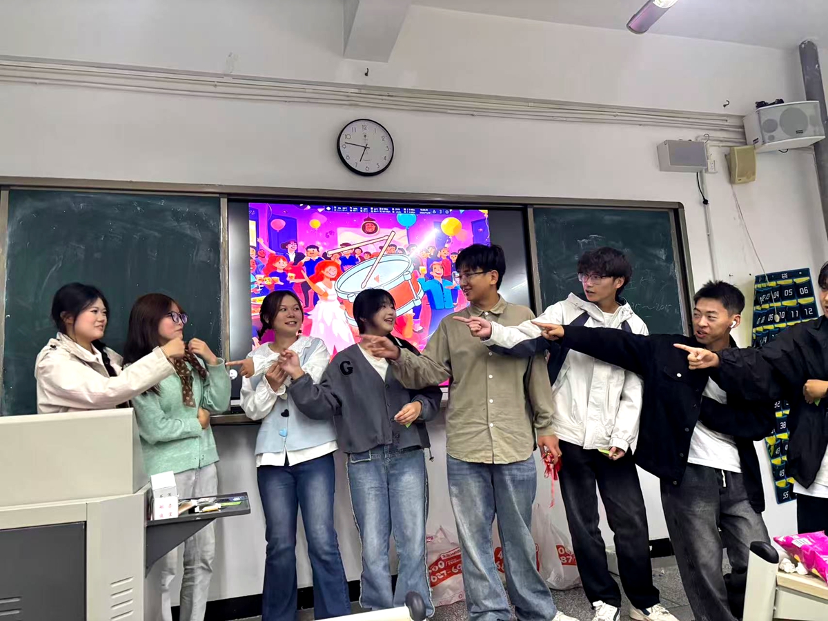 活动2_副本.jpg
