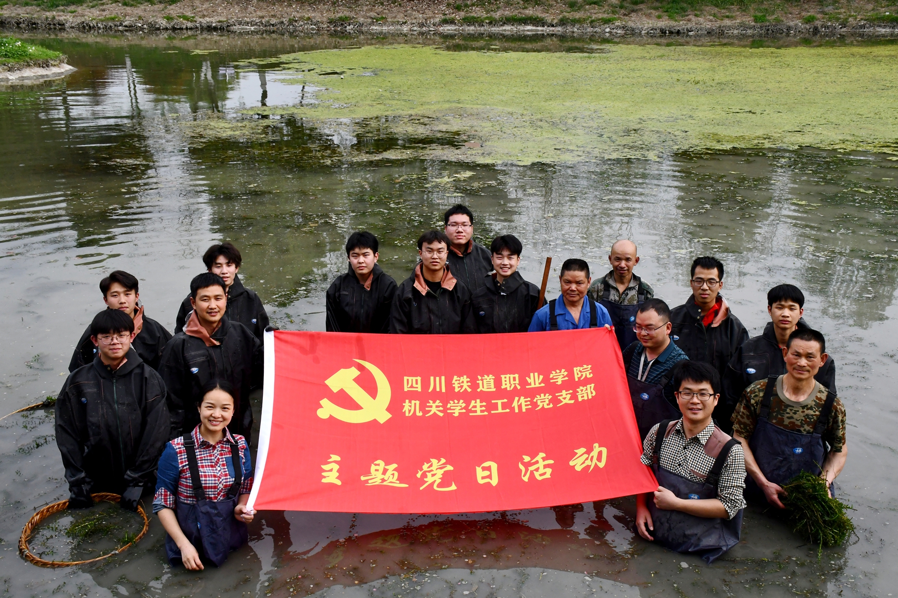刘奇2.jpg