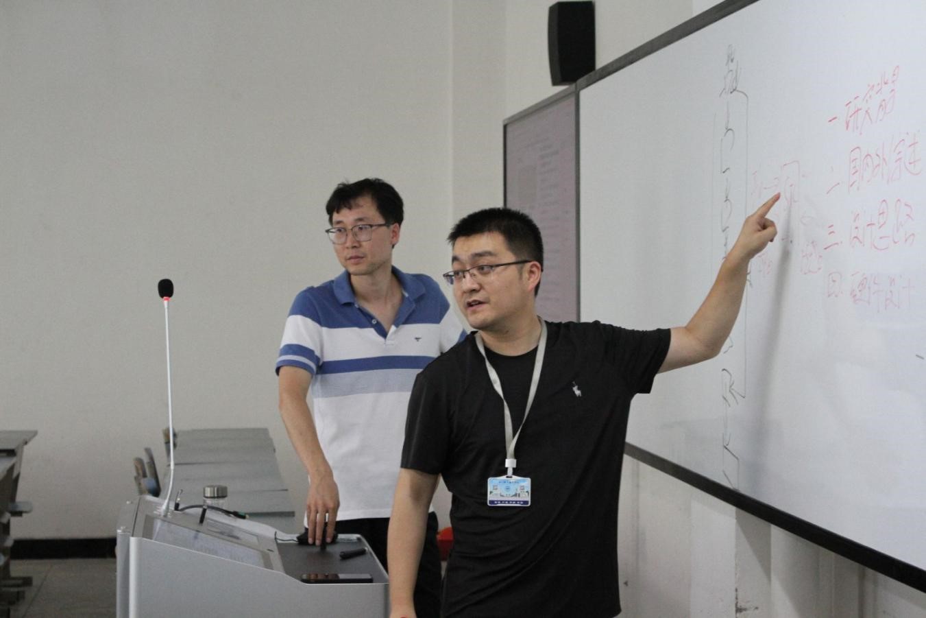 世界杯官网学生在第十届全国大学生光电设计竞赛中斩获佳绩3.jpg