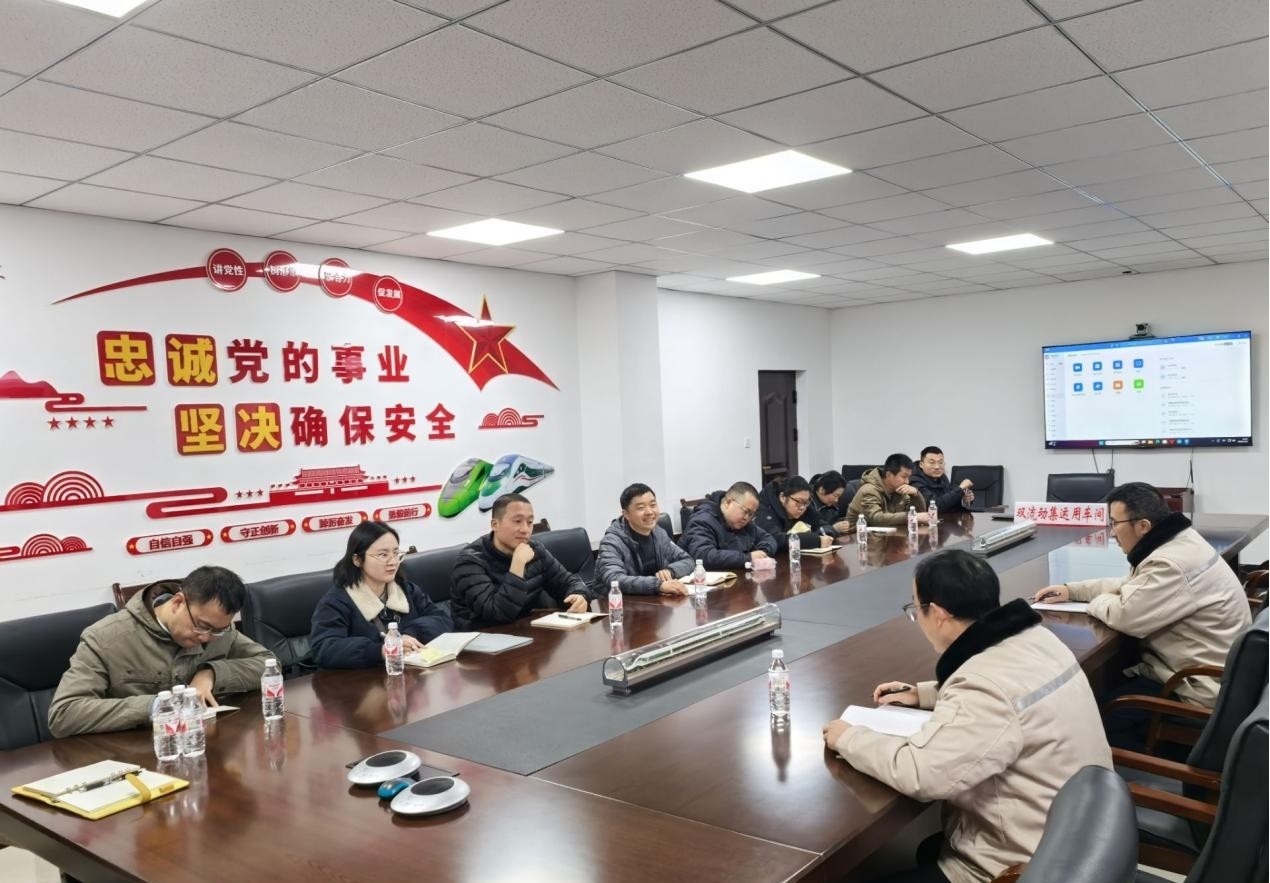 车辆教研室调研2.jpg