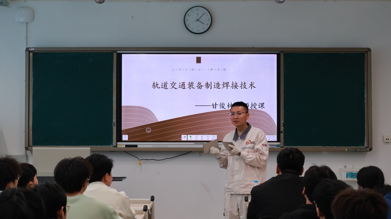 甘俊林党建2.jpg